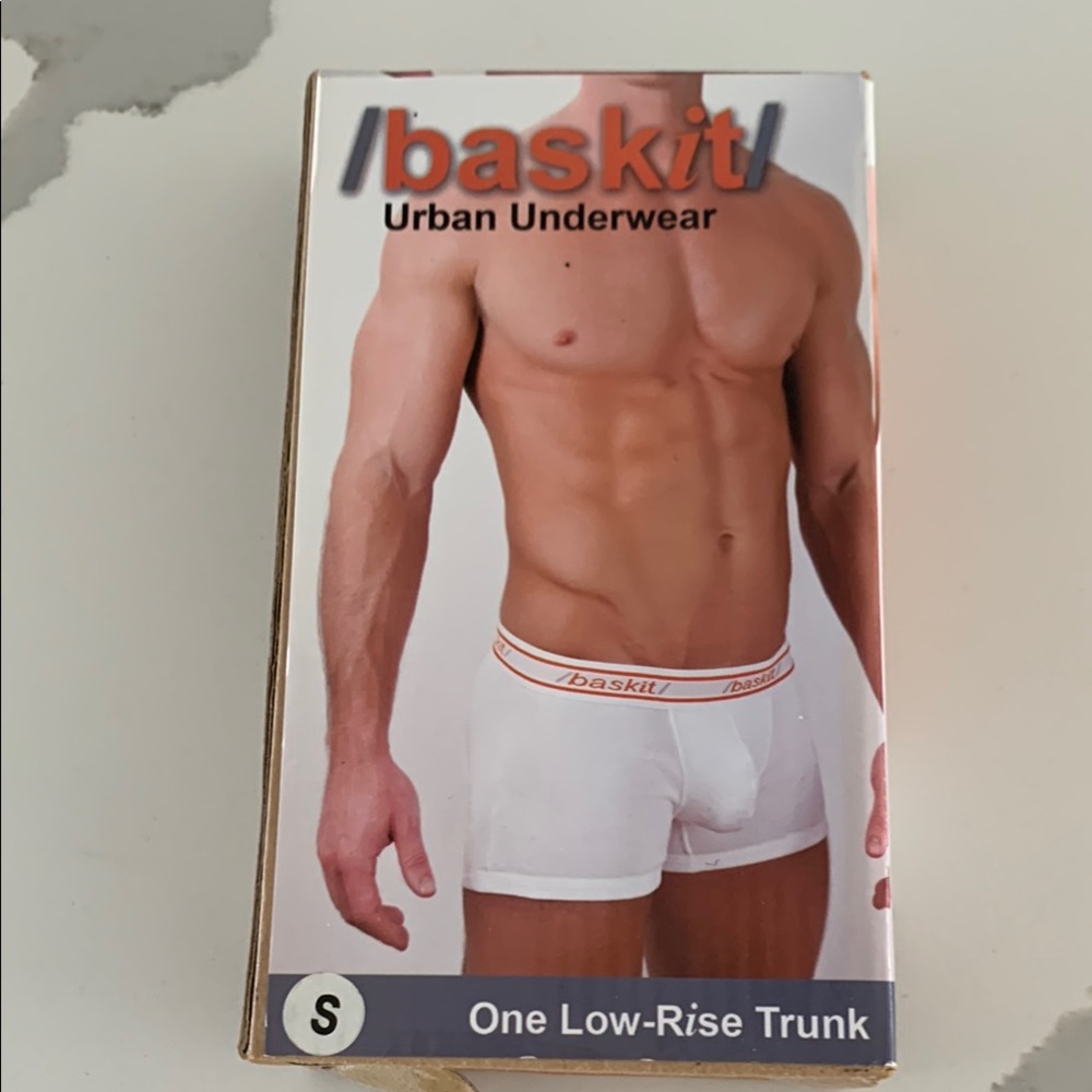 Baskit Men’s Boxers NWT